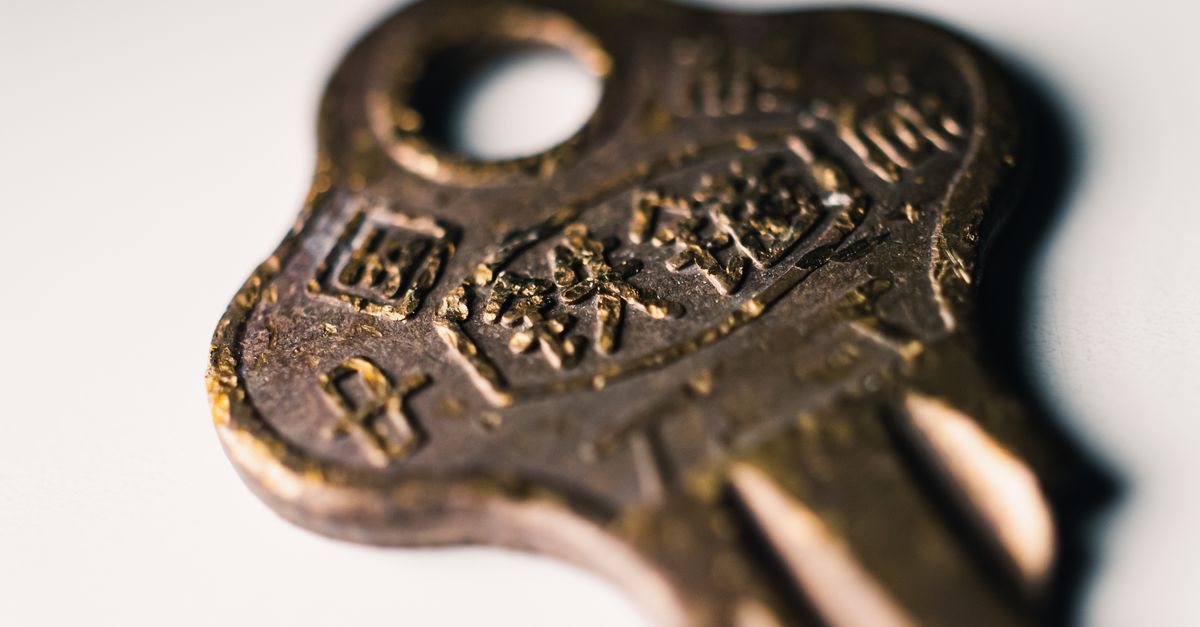 key maker professional — Maple Guard Locksmith Hamilton